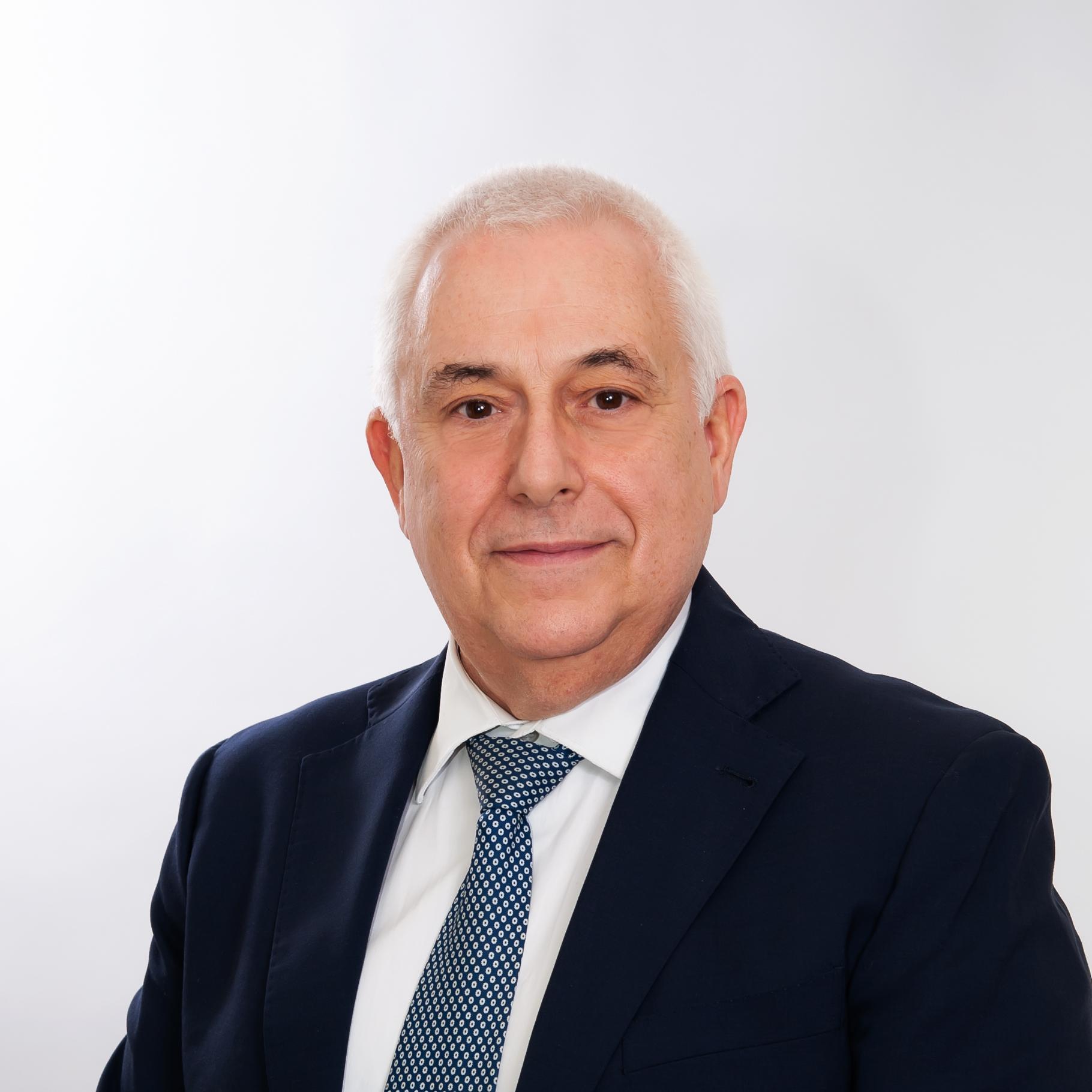 Andrea  Venier 