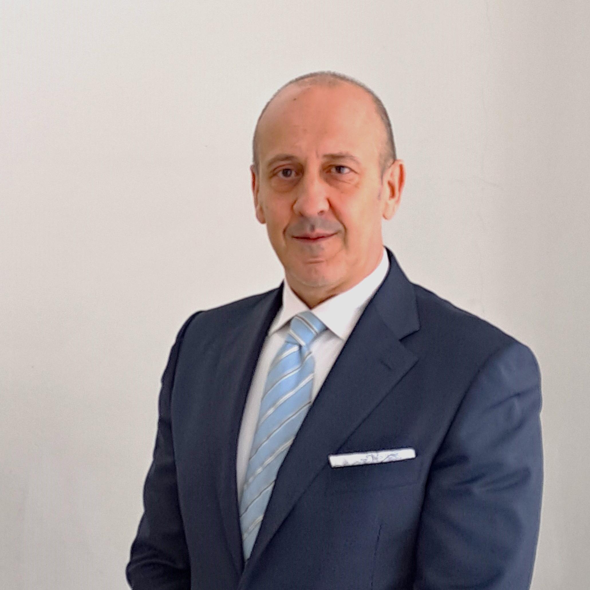 Giuseppe  Ruggiero 