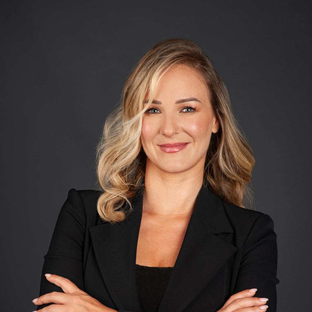 Laura  Esposito 
