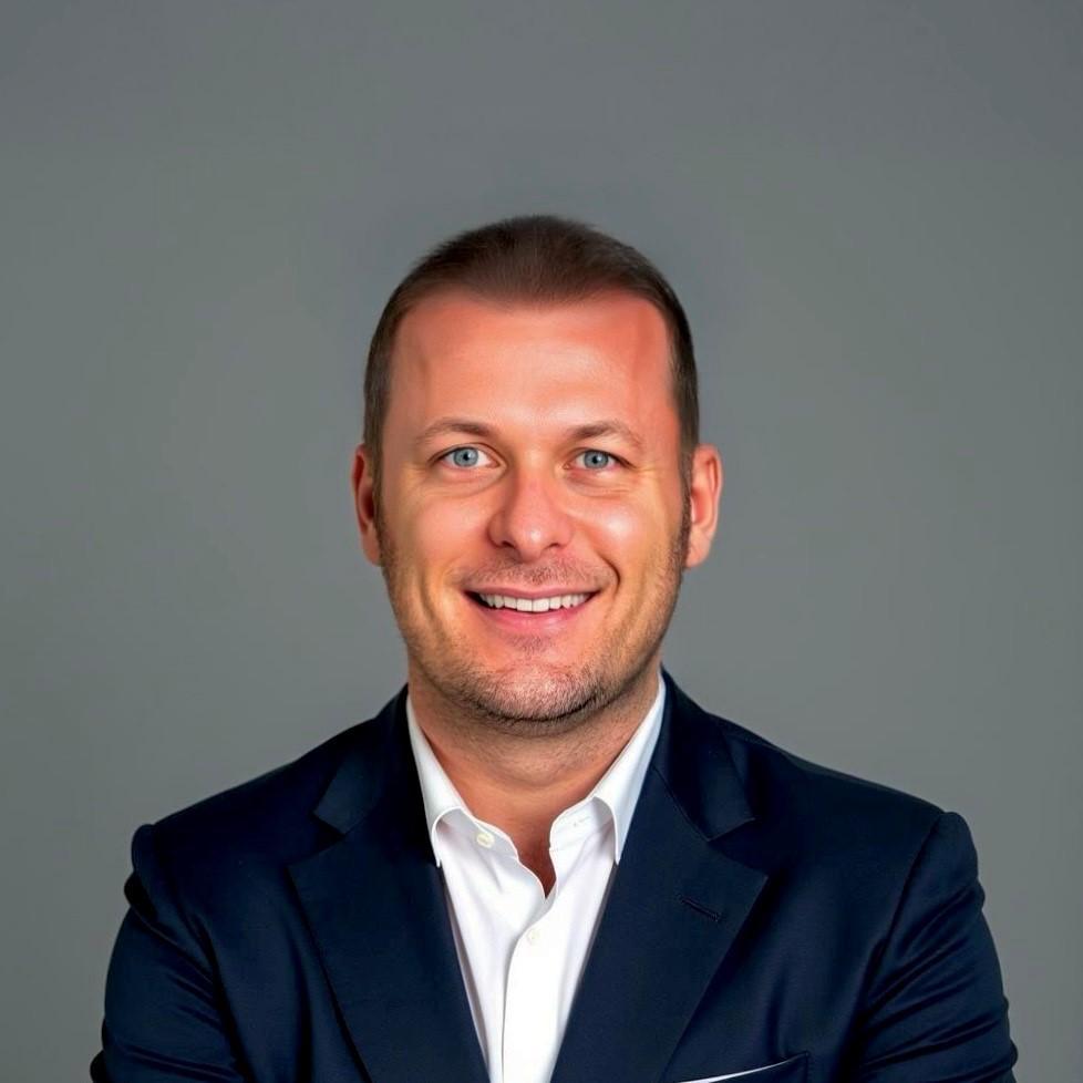 Maurizio  Massara 