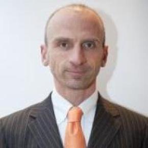 Roberto  Manoni 