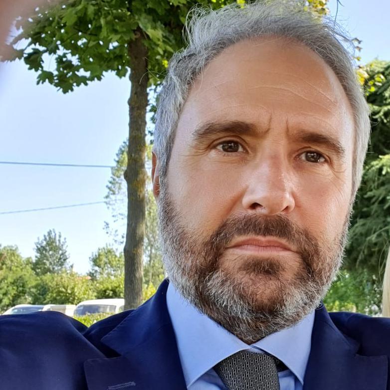 Nicola  Tota 